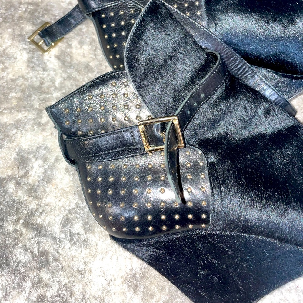 Black fur Burberry prorsum boots size 6.5